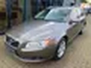 Volvo V70 2.5FT Summum Automaat 230PK LEER / XENON / TREKHAAK