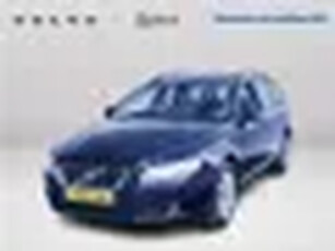 Volvo V70 D5 Aut. Kinetic RHD Stuur rechts Stoelverwarming Panoramadak