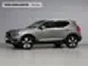 Volvo XC40 T2 Automaat Business Pro / Adapt. cruise / 19” / Privacy glass / Dab+ / Park assist v+a /