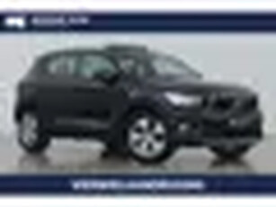 Volvo XC40 T4 AWD Momentum Panoramadak Leder Trekhaak Stoelverwarming Elektrische Achterkl