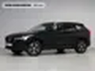 Volvo XC60 2.0 B5 Momentum Exclusive / Trekhaak / Pan. dak / Geïnt. kinderzitjes achterbank / Harman