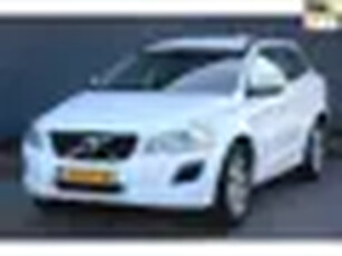 Volvo XC60 2.4 D5 AWD R-Design Xenon/Leer/Navigatie/Parkeersensor/Stoelverwarming