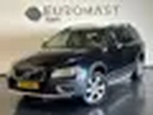 Volvo XC70 2.4D Momentum Airco - Leder -