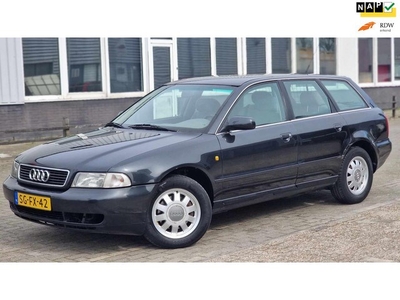 Audi A4 Avant 2.4 5VAdvance/Automaat/Airco/Trekhaak