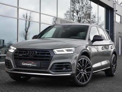 Audi Q5 2.0TFSI Quattro S-Line Black Edition Pano Standk