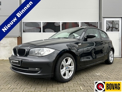 BMW 1-serie 116i Executive Automaat Airco Lichtmetaal