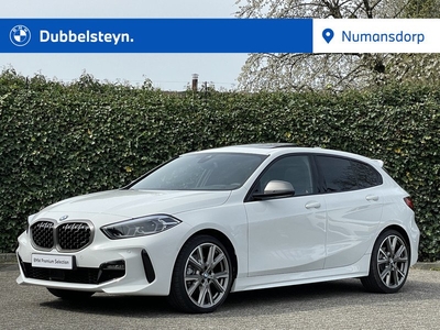 BMW 1-serie 118i Exe | M-Sport | Panorama | 19