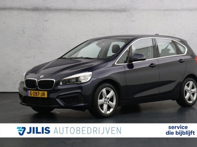 BMW 2 Serie Active Tourer 218i Luxury | Trekhaak | 4-Seizoensbanden | Navigatie | LED | Parkeersensoren