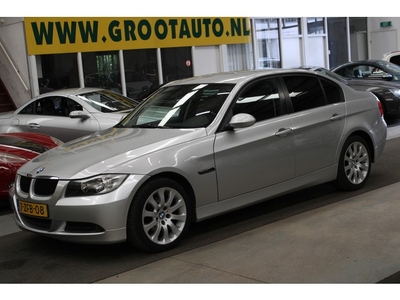 BMW 3 Serie 318i High Executive Automaat Airco, Trekhaak