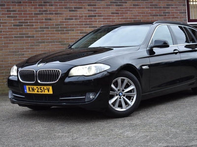 BMW 5-serie Touring 520i High Executive '13 Xenon Navi Clima Cruise Inruil mogelijk