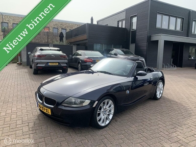 BMW Z4 2.0i Anniversary / LM18