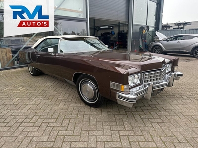 Cadillac FLEETWOOD ELDORADO CONVERTIBLE AFBOUW PROJECT NIEUWE MOTOR