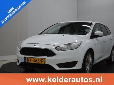 Ford Focus Wagon 1.0 Airco | Navi | PDC | Trekhaak MOTOR DEFECT!