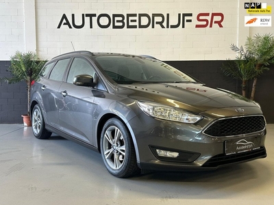 Ford Focus Wagon 1.0 Titanium Edition Navigatie! Cruise Controle! Sportvelgen