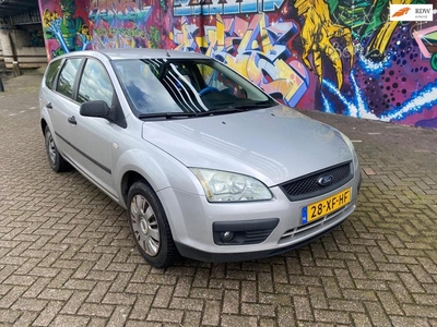 Ford Focus Wagon 1.6-16V First Edition airco stereo apk juni rijd goed leuke auto elektrische ramen cv