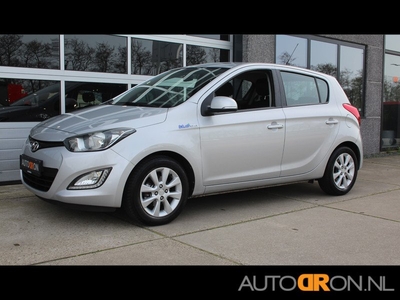 Hyundai i20 1.2i-16v 86 Pk i-Motion 5 Deurs Trekhaak LM Airco