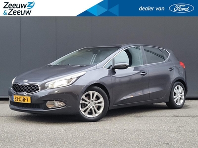 Kia cee'd 1.6I Super Pack Premium Navi | Bluetooth | Cruise & climate control | Camera | Leder interieur | Stoelverwarming | Keyless entry & start | Metallic lak | Bovag garantie | NAP