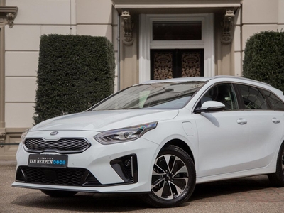 Kia Ceed Sportswagon 1.6 GDI PHEV DynamicLine Adaptive Cruise | Stoel- en stuurverw | Camera | Carplay