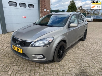 Kia Cee'd Sporty Wagon 1.6 CVVT Seven Automaat