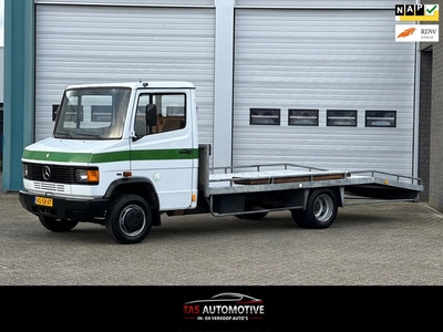 Mercedes-Benz Bestelwagen 609 D middellang/laag oprijwagen