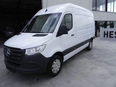 Mercedes-Benz Sprinter 317 Sprinter 317 L2 automaat met trekhaak