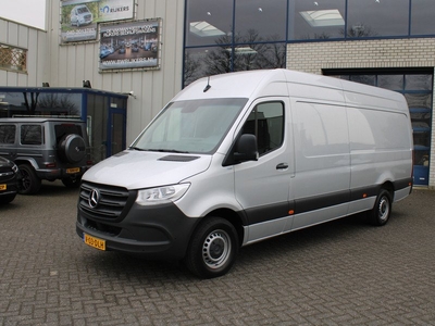 Mercedes-Benz Sprinter 319 CDI 3.0 V6 L3H2 3500 kg trekhaak, MBUX met parkeerpakket en camera