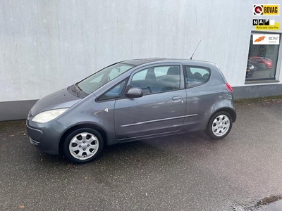 Mitsubishi Colt 1.3 Invite, '06, airco, schuifdak, 178000 km en een goede apk keuring !