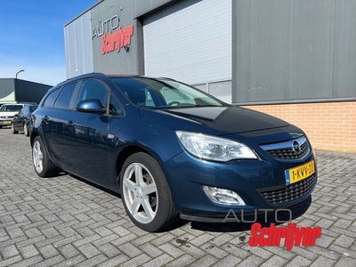 Opel Astra SPORTS TOURER 1.4 Business Edition (bj 2011)