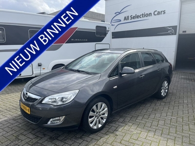 Opel Astra Sports Tourer 1.4 Turbo 140pk Cosmo Clima Leder Navigatie