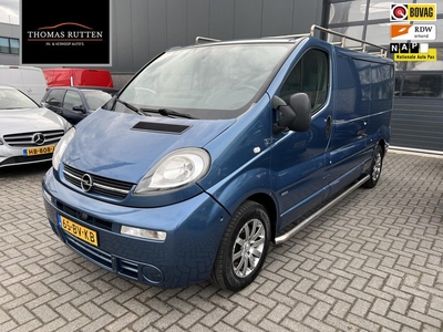 Opel Vivaro 2.5 CDTI L2H1 Comfort 2005 NAP | Airco | Trekhaak | Elektrische ramen | Radio CD | Centrale vergrendeling op afstand | Lichtmetaal |