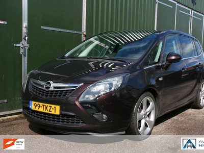 Opel Zafira Tourer 1.4 Cosmo 7persoons, AIRCO, NAVIGATIE, PANORAMADAK, TREKHAAK