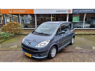 Peugeot 1007 1.4 Sesam Urban Schuifdak Trekhaak (bj 2007)