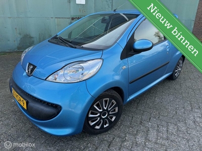 Peugeot 107 1.0-12V XR - AIRCO / Navi / Bluetooth / USB