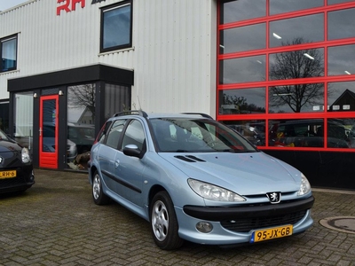 Peugeot 206 SW 1.4 XS/NIEUWE APK