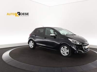 Peugeot 208 PureTech 82 Signature | Apple Carplay | Parkeersensoren | Airco | Navigatie