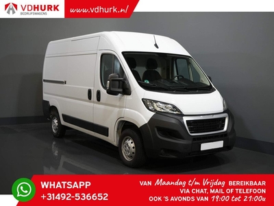 Peugeot Boxer 330 2.2 BlueHDi 140 Pk L2H2 Navi/ Cruise/ PDC/ Camera/ Trekhaak