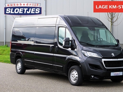 Peugeot Boxer 335 2.2 BlueHDi 140 L3H2 Premium BPM voordeel |Camera |Navi |Trekhaak |Cruise |Bluetooth |3500 KG |Metallic |Topstaat |Airco |140 pk |1e eigenaar |EURO6-D