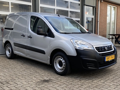 Peugeot Partner 120 1.6 HDi 10x voorradig Marge Airco Btw / Bpm vij Cruise controle Parkeerhulp achter Navigatiesysteem Dealer onderhouden Euro 6 Ex overheid Bpm en btw vrij voor particulier gebruik!! Marge