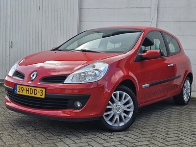 Renault Clio 1.2 TCE Special Rip Curl /1e Eigenaar/Dealer