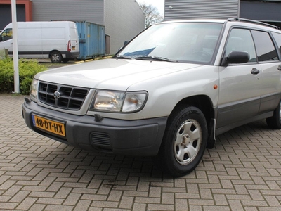 Subaru Forester 2.0 AWD Automaat goede staat en nieuwe APK