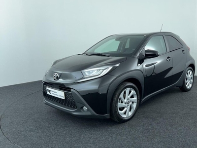 Toyota Aygo X 1.0 VVT-i MT first