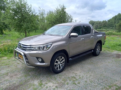 TOYOTA HILUX dubbel cabine grijs kenteken High Executive automaat