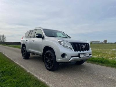 Toyota Land Cruiser VAN TOYOTA LAND CRUISER VAN (bj 2017)