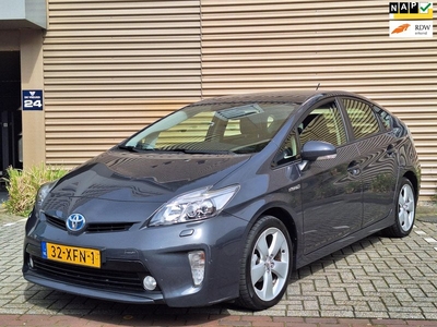 Toyota Prius | 1.8 Dynamic Business | Automaat | Media systeem | Navigatie | Open dak werkt niet |