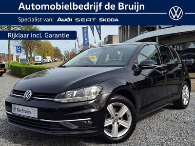 Volkswagen Golf 1.0 TSI 110pk Comfortline Business (Trekhaak,Camera,Carplay,Navi,Clima)