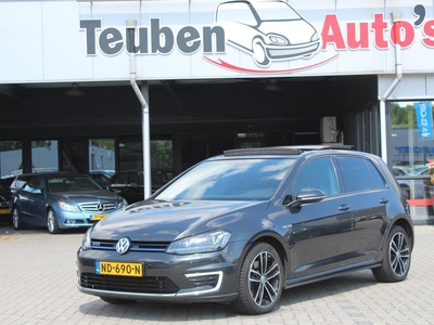 Volkswagen Golf 1.4 TSI GTE Connected Series BTW Auto, Automaatbak is niet goed, Panoramadak, Schuif- kanteldak, Apple Carplay, BTW Auto