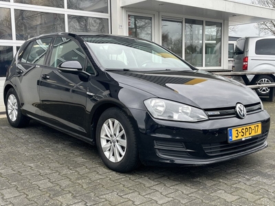 Volkswagen Golf 1.6 TDI Comfortline BlueMotion Climate control Cruise control Navigatie