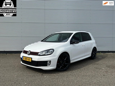 Volkswagen GOLF 2.0 GTI Edition 35 / Aut / Navi / Cruise /