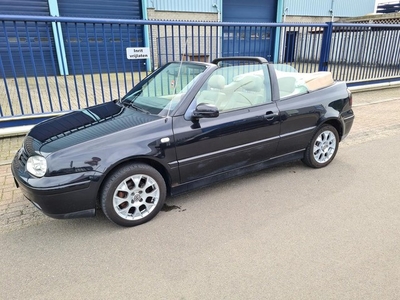 Volkswagen Golf Cabriolet 1.8 16V