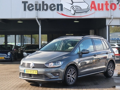 Volkswagen Golf Sportsvan 1.2 TSI Highline Navigatie, Afneembare trekhaak, Adaptieve cruise control, Stoelverwarming, Climate control